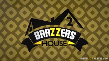 Brazzers House 2: Day 2